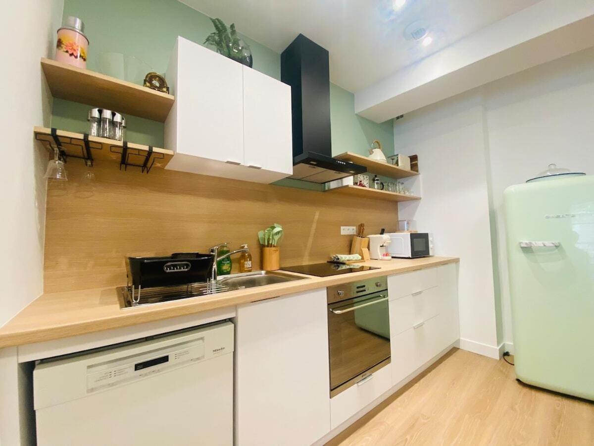 Casa Coeur Doutre Apartment อองเชร์ ห้อง รูปภาพ