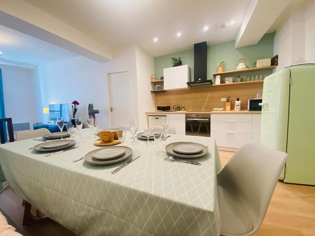 Casa Coeur Doutre Apartment อองเชร์ ห้อง รูปภาพ